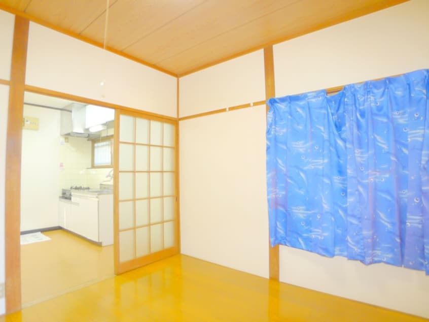 居室 アパルトイト－
