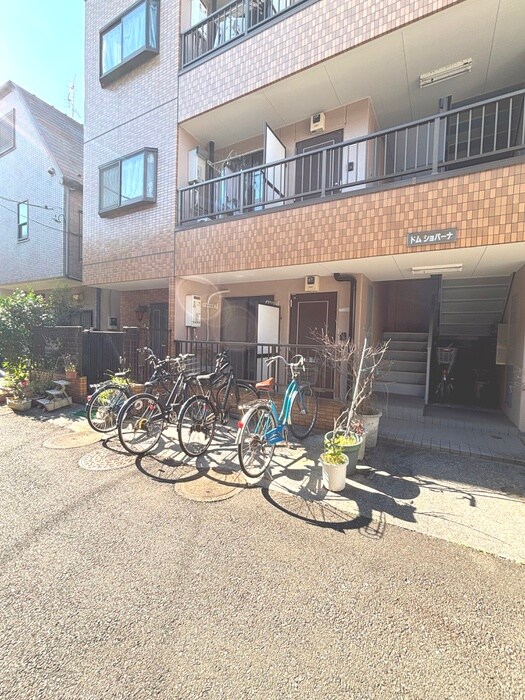 駐輪場 ドムショパ－ナ中山