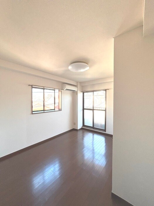 居室 ドムショパ－ナ中山