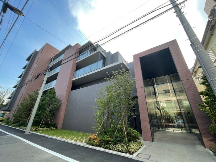 外観写真 ｼｰｽﾞﾝﾌﾗｯﾂ高田馬場ﾘﾊﾞｰｻｲﾄﾞｻｳｽ