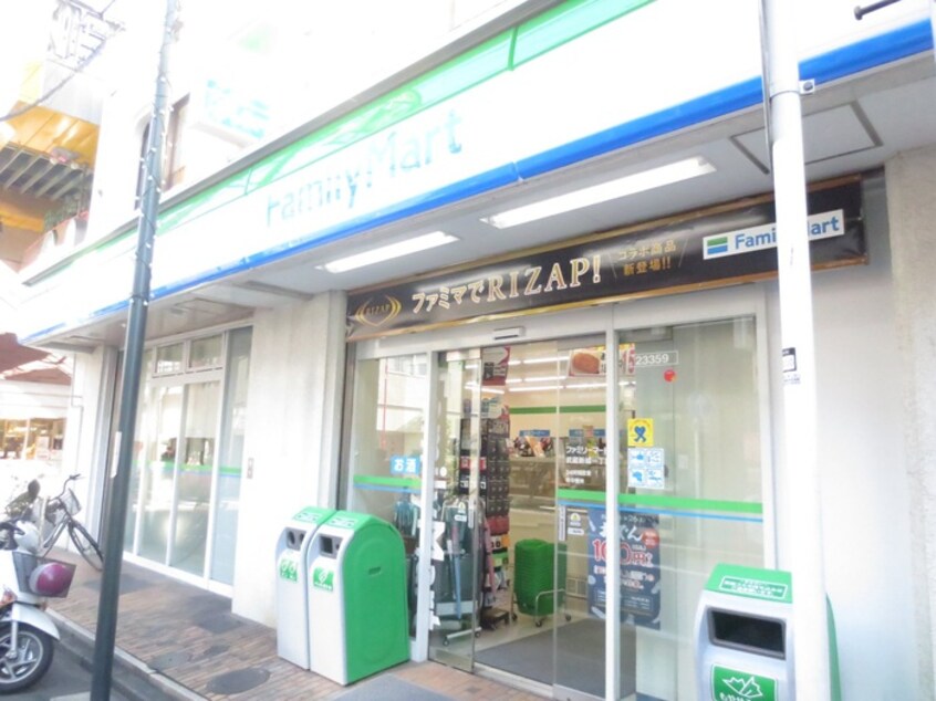 ファミリーマート武蔵新城１丁目店(コンビニ)まで72m Kolet武蔵新城#03