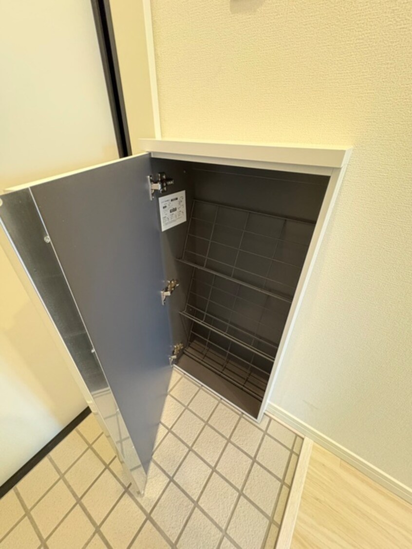 靴箱 Ｃａｓａ　Ｂｅｌｌａ 南林間