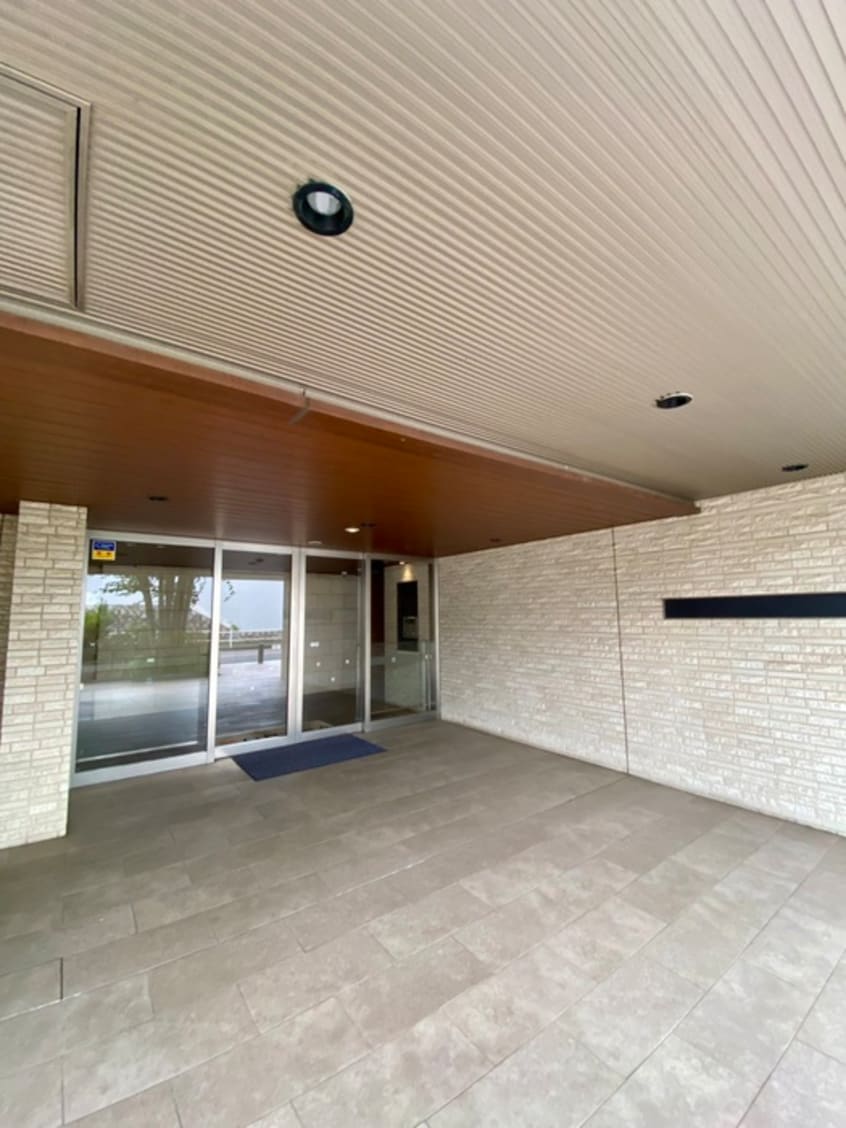 エントランス部分 オハナ八坂萩山町（114）