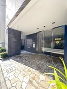 エントランス部分 ペイサ－ジュ文京