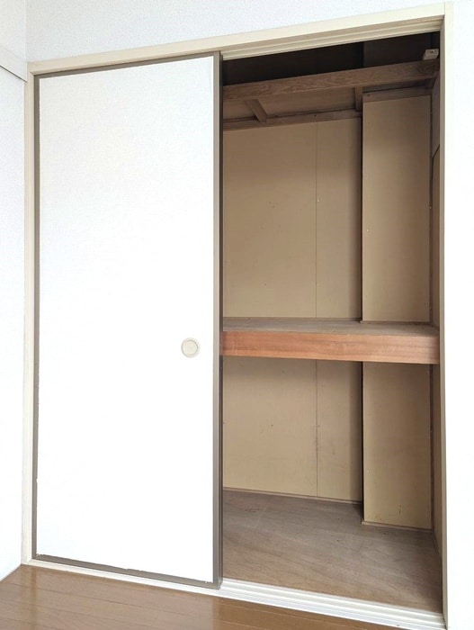 収納 ハイツ・エバ－グリ－ンⅠ