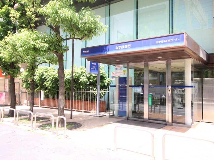 みずほ銀行(銀行)まで500m ジェイパ－ク乃木坂（202）