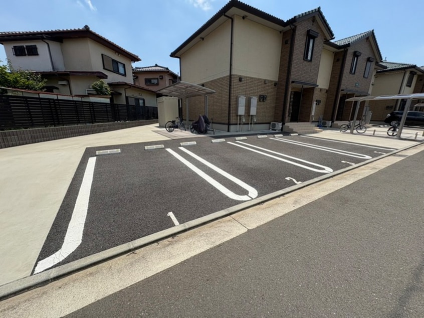 駐車場 クレール湘南台V　A