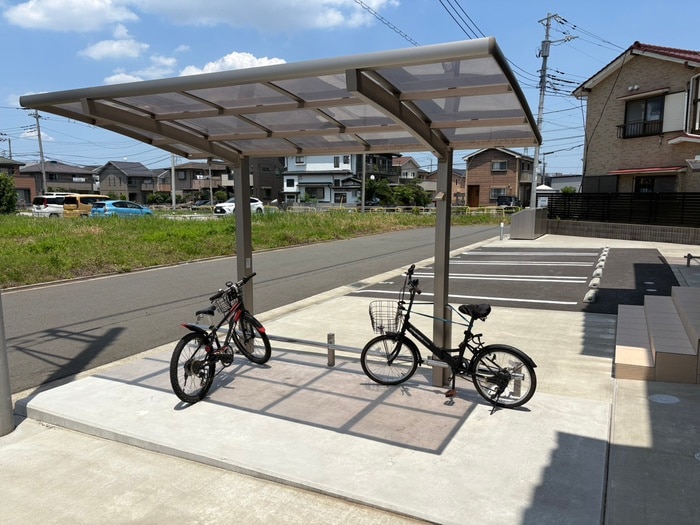 駐輪場 クレール湘南台V　A