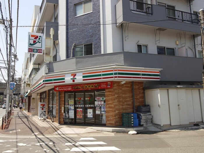 セブンイレブン(コンビニ)まで300m カーサシマダ