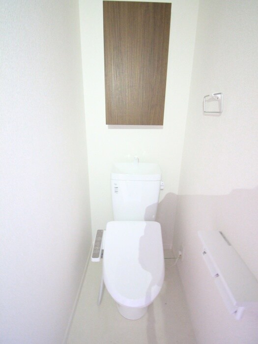 トイレ ラフィ－ナ－鶴見寺谷