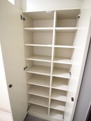 靴箱 Ｋ・Ｔ　　１ＳＴ