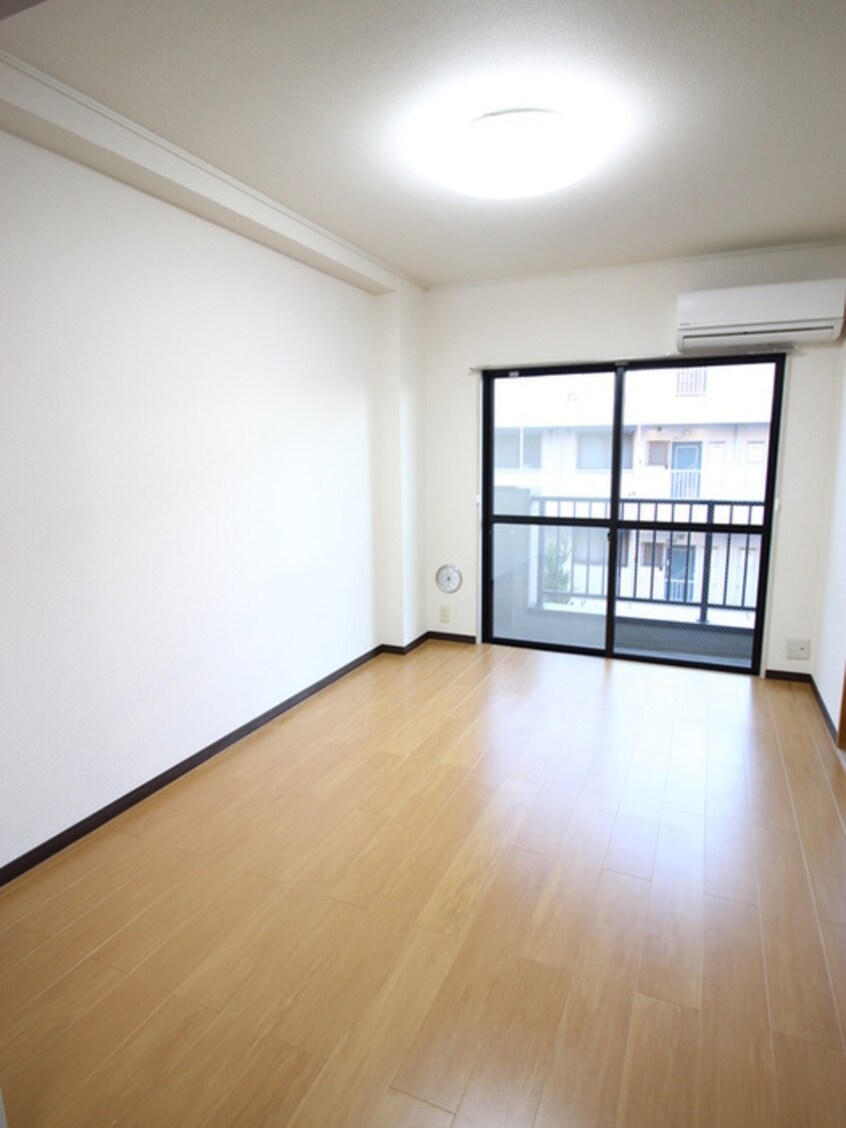 居室 原第７マンション
