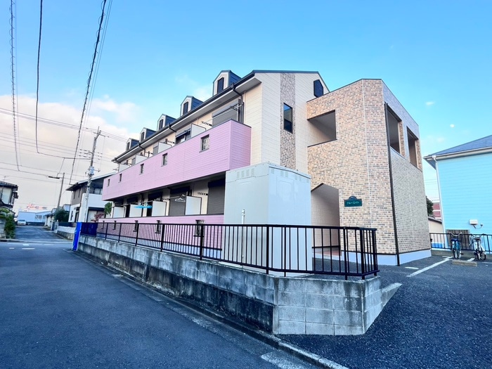 外観写真 ブルーエイト