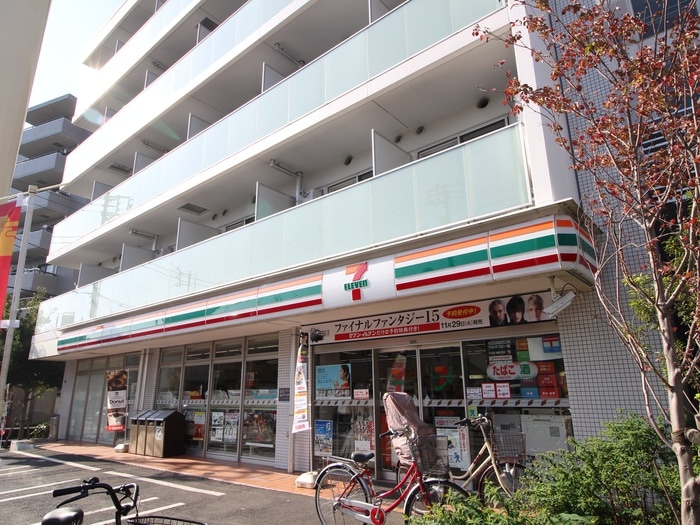 セブンイレブン板橋東新町1丁目店(コンビニ)まで320m ホワイトコ－ポラス