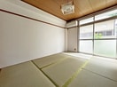 居室 フラットクリーデンス