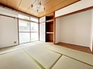 居室 フラットクリーデンス