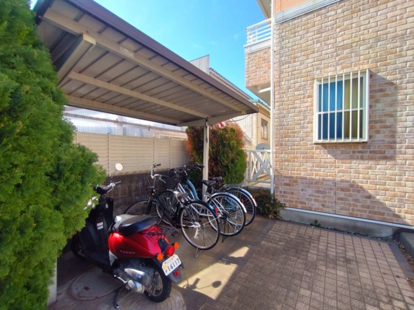 駐輪場 サンライズ西立野