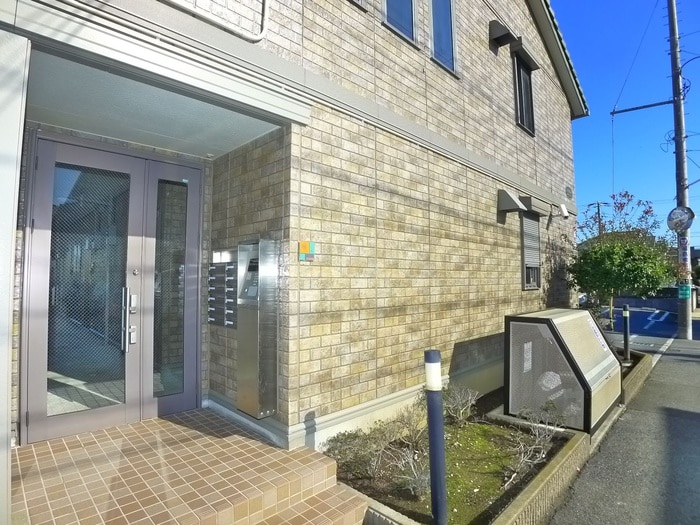 エントランス部分 ロイヤルコ－ト