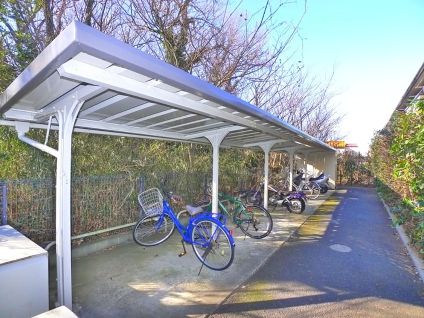 駐輪場 アルカンシェル