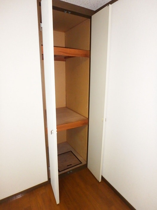 収納 メゾン美光