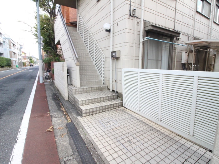 エントランス部分 メゾン美光