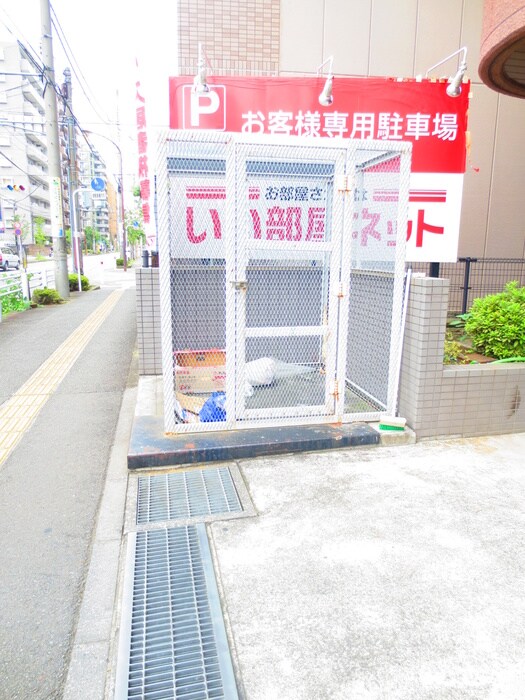 建物設備 シャン・ド・フル－ル