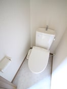 トイレ オリーブハウス