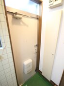 玄関 ミハスハイツ