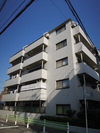 日神パレス梅屋敷　４０３号室