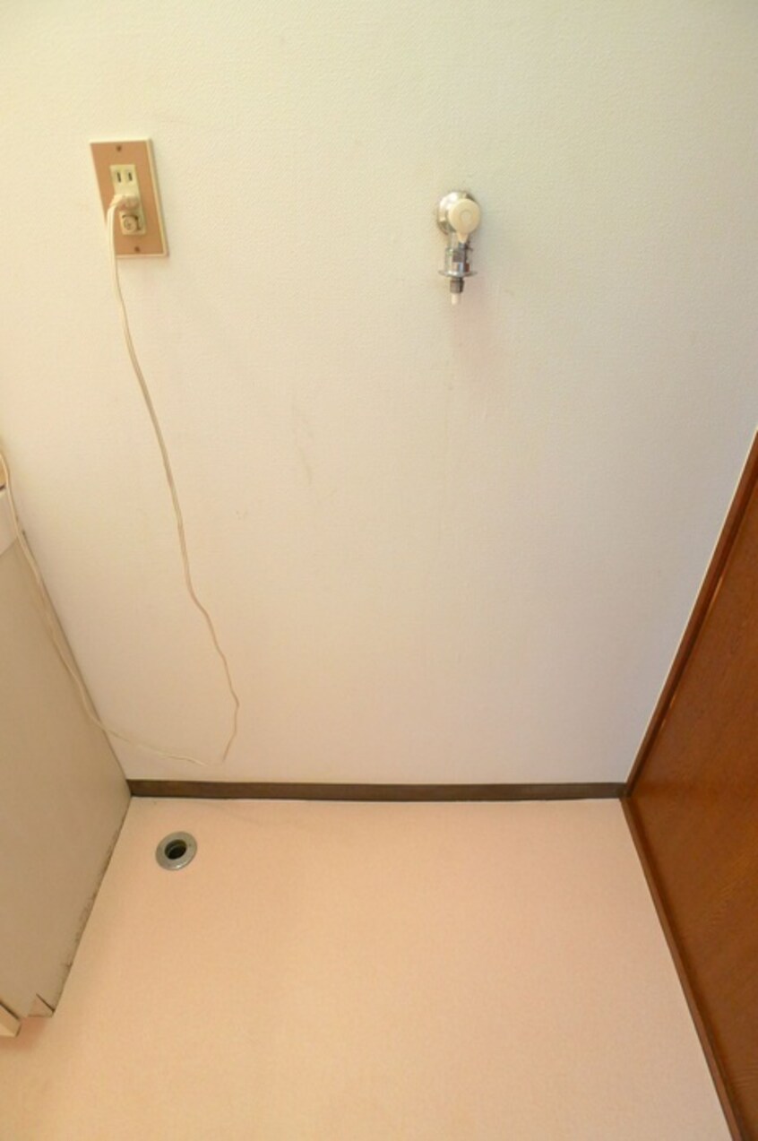 洗濯機置場 スガハラハイツ　B