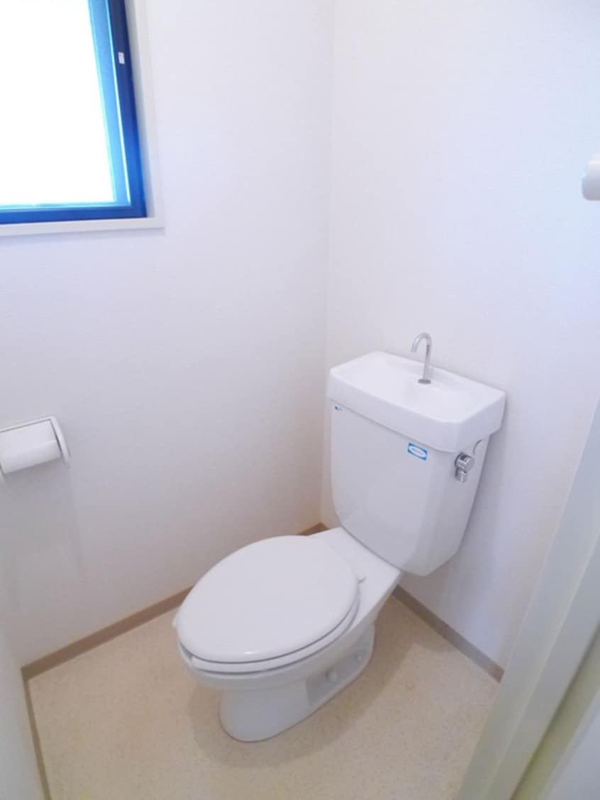 トイレ 山崎ビル