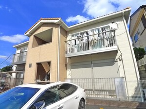 Ｈill Ｓide　Ｖilla