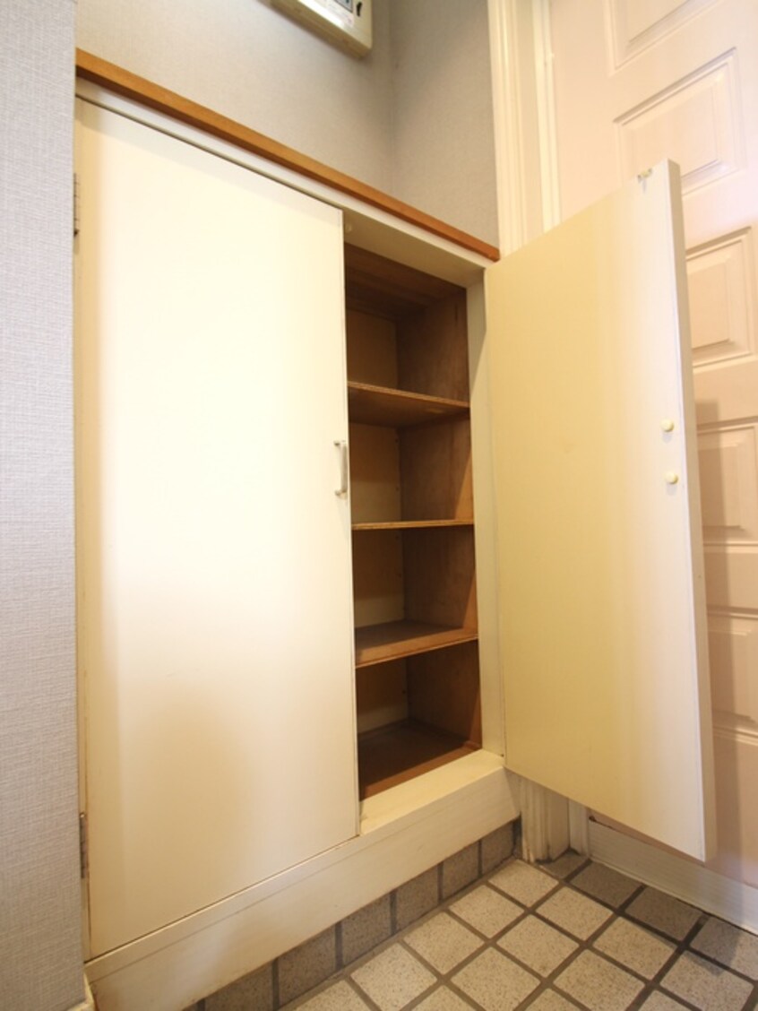 靴箱 テラスハウス若葉B棟