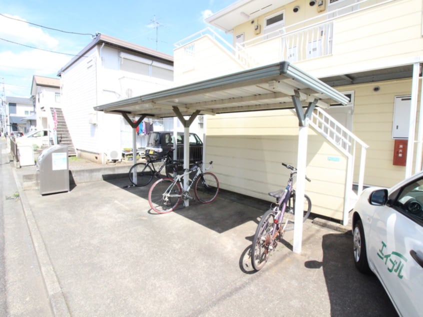 駐輪場 プチハウス