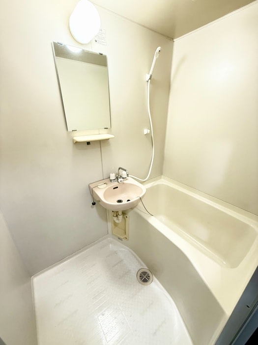 バス／シャワールーム等 フラワ－ハイツ