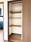 収納 フラワ－ハイツ