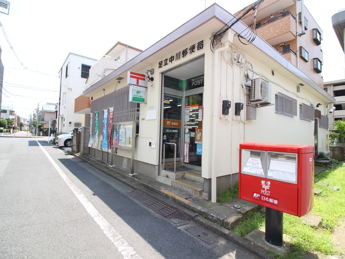 足立中川郵便局(郵便局)まで148m ｿﾚｲﾕｴｰ