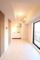 居室 ONEROOF RESIDENCE ASAKUSABASHI