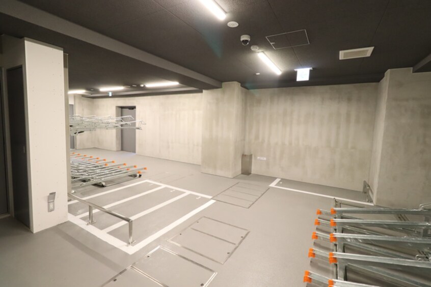 駐輪場 ONEROOF RESIDENCE ASAKUSABASHI