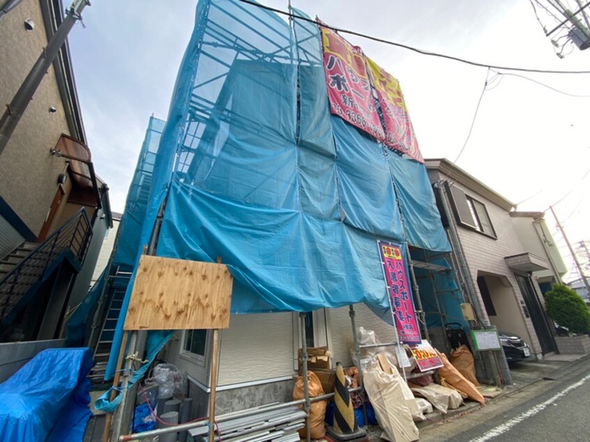 建築中 フェリスパンジー