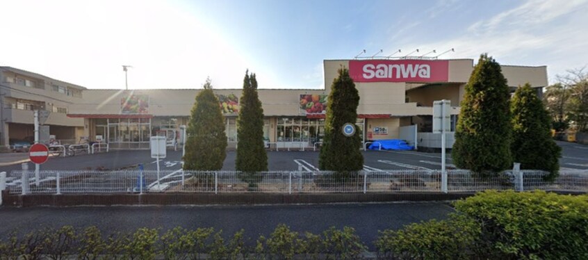 SANWA(スーパー)まで450m セントエルモ町田（１０３）