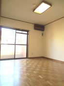 居室 第二マルニハイツ