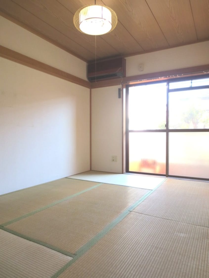 居室 第二マルニハイツ