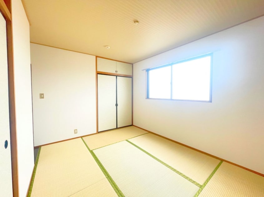 居室 プティシャトレＪＩＳ