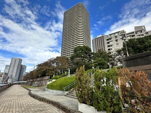 ﾘﾊﾞｰﾎﾟｲﾝﾄﾀﾜｰ(303)
