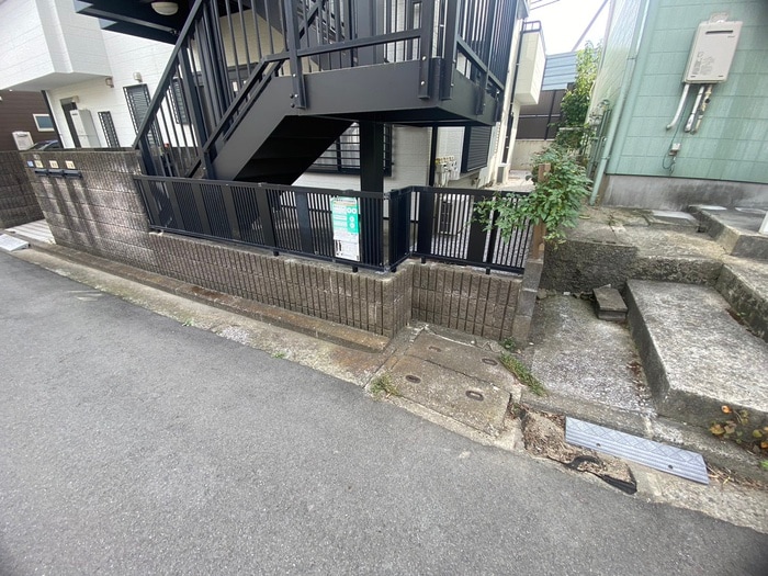 外観写真 釜利谷東１丁目戸建