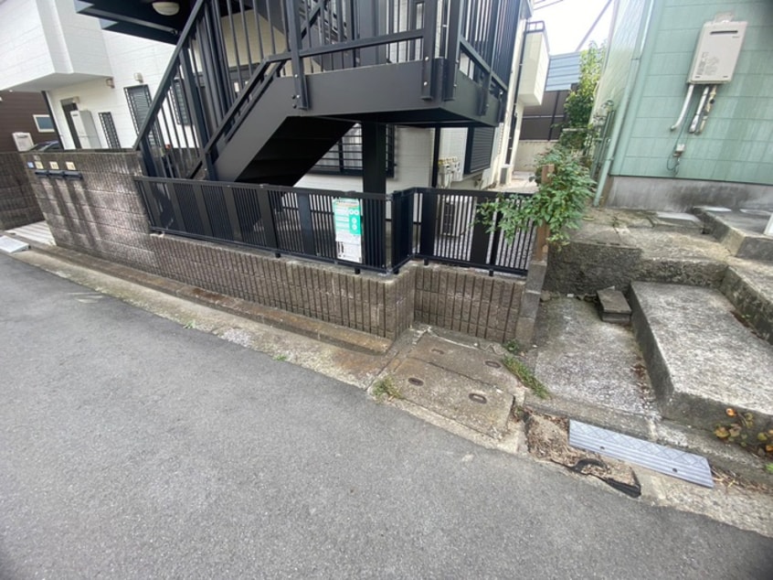 外観写真 釜利谷東１丁目戸建