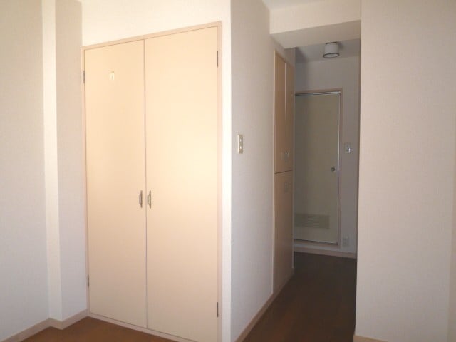 収納 ロイヤル山正２１