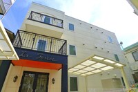 ラ・フェニーチェ