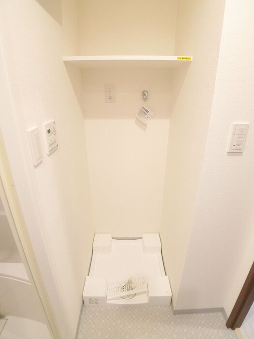 洗濯機置場 GENOVIA南行徳skygarden(105)